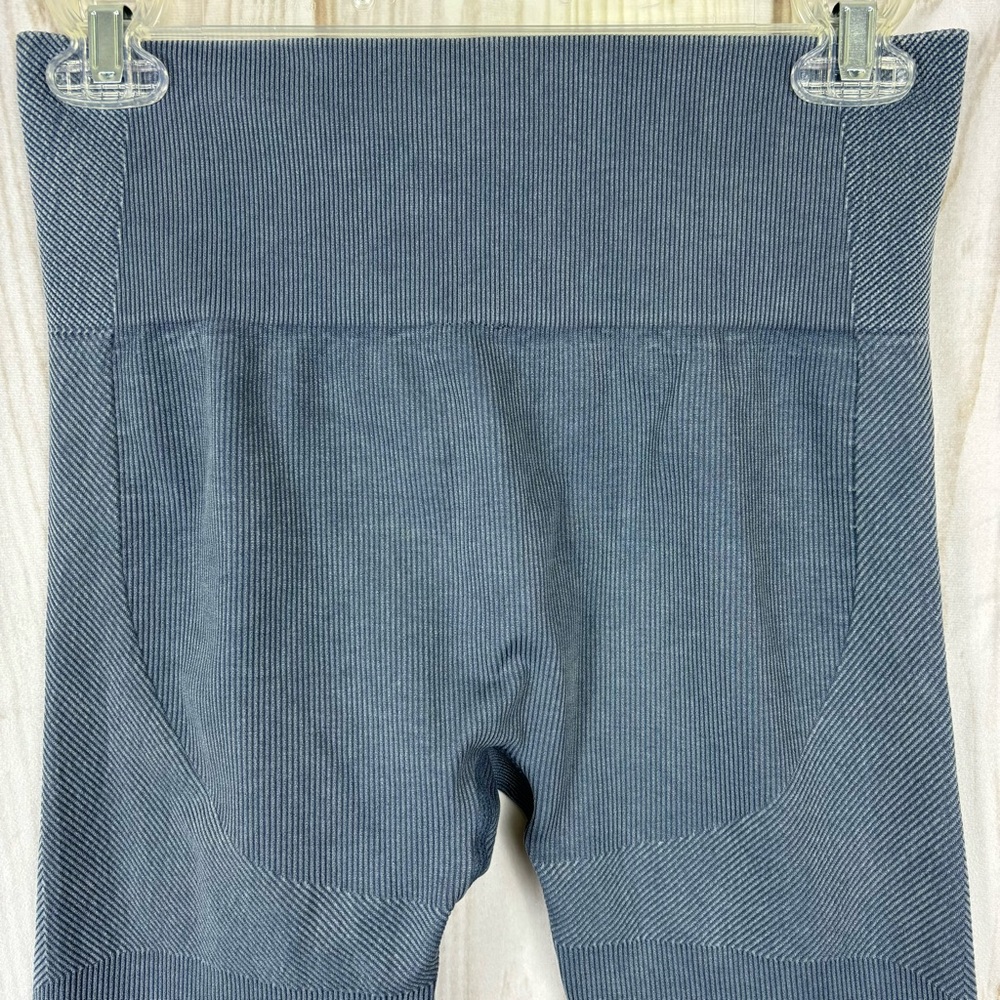 Leggings Hi-Rise Ribbed Stretchy Active Wear Seamless Blue Size Small/Medium - Picture 6 of 11